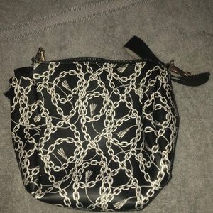 A bag I don’t know the brand